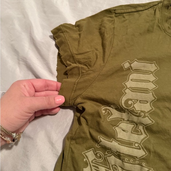 L.A.M.B - Gwen Stefani Olive Casual Tee - Picture 6 of 8